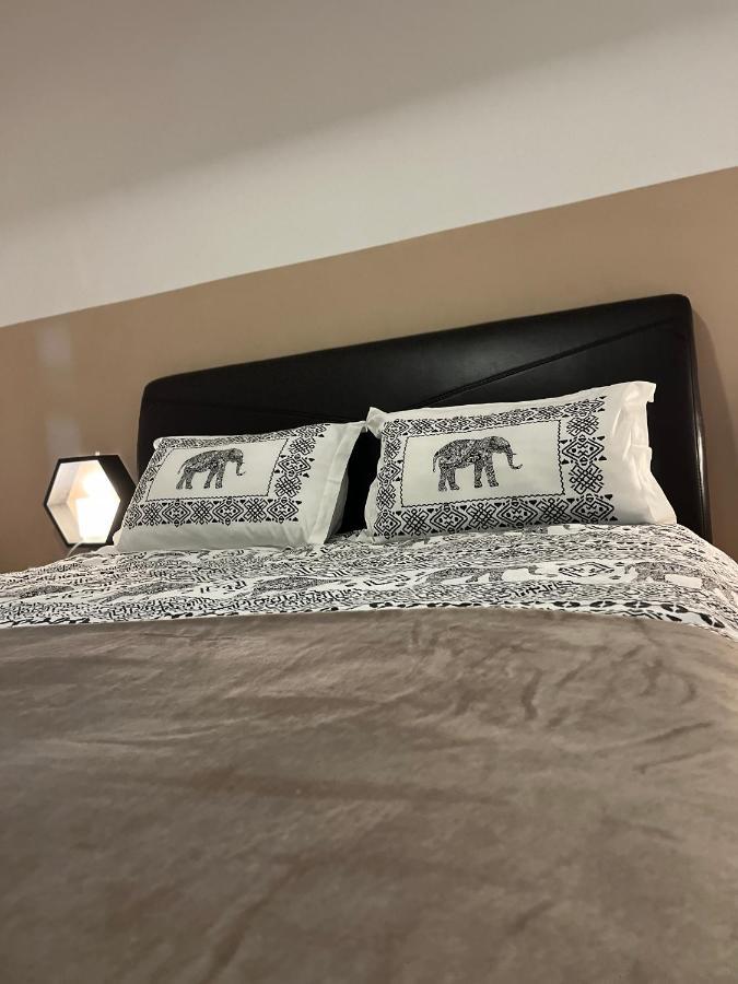 Anissia Apartament Leilighet Sinaia Eksteriør bilde